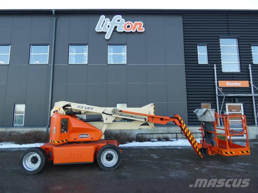 JLG E 450AJ  Bomlift Plataformas con brazo de elevación manual