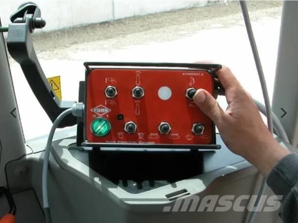 Kuhn Primor 2060 M Desmenuzadoras, cortadoras y desenrolladoras de pacas