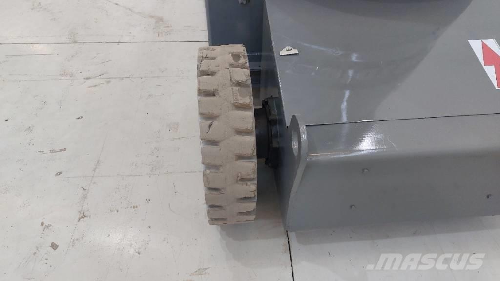 Haulotte HA 12 IP Plataformas con brazo de elevación manual