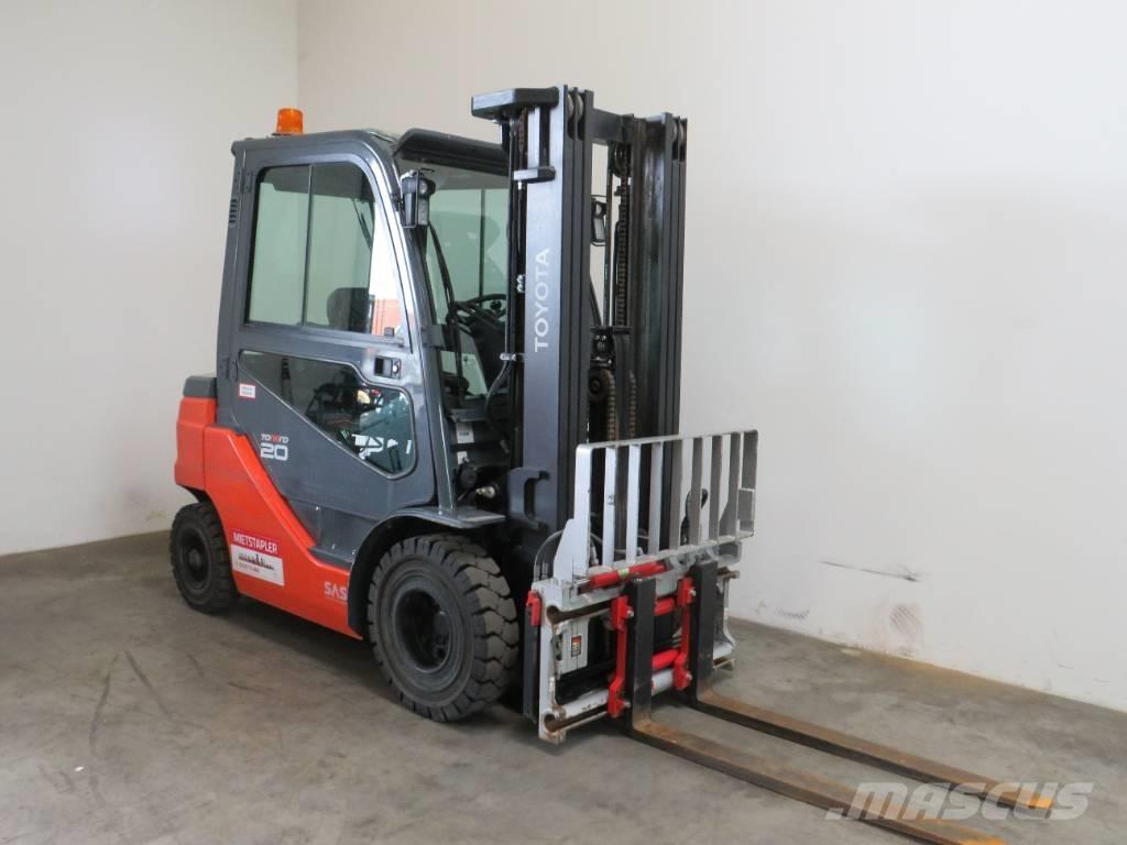 Toyota 8 FDF 20 Camiones diesel