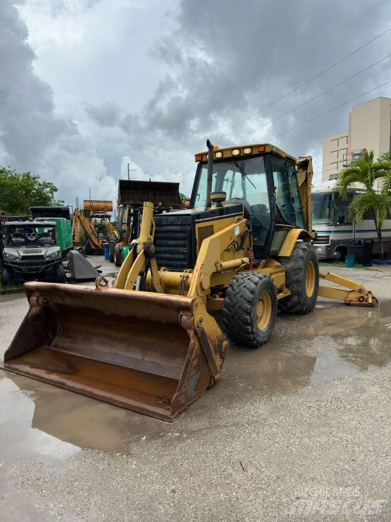 CAT 446 D Retrocargadoras