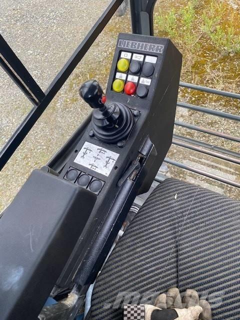 Liebherr 132 EC-HM Grúas torre