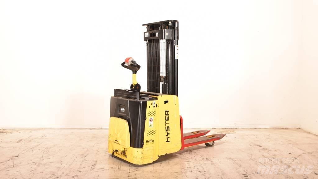 Hyster S1.5S Apiladoras eléctricos