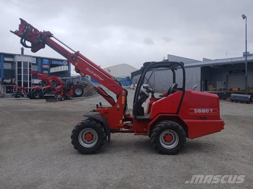 Schäffer 5680 T Manipuladores telescópicos agrícolas