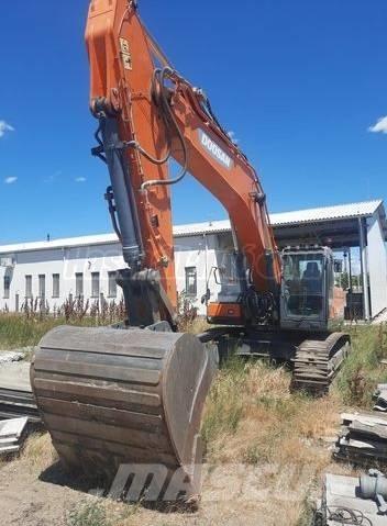 Doosan DX 340 LC Excavadoras sobre orugas