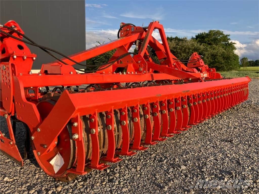 Kuhn CD400 Perforadoras combinadas