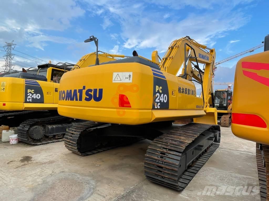 Komatsu PC 240-8 Excavadoras sobre orugas