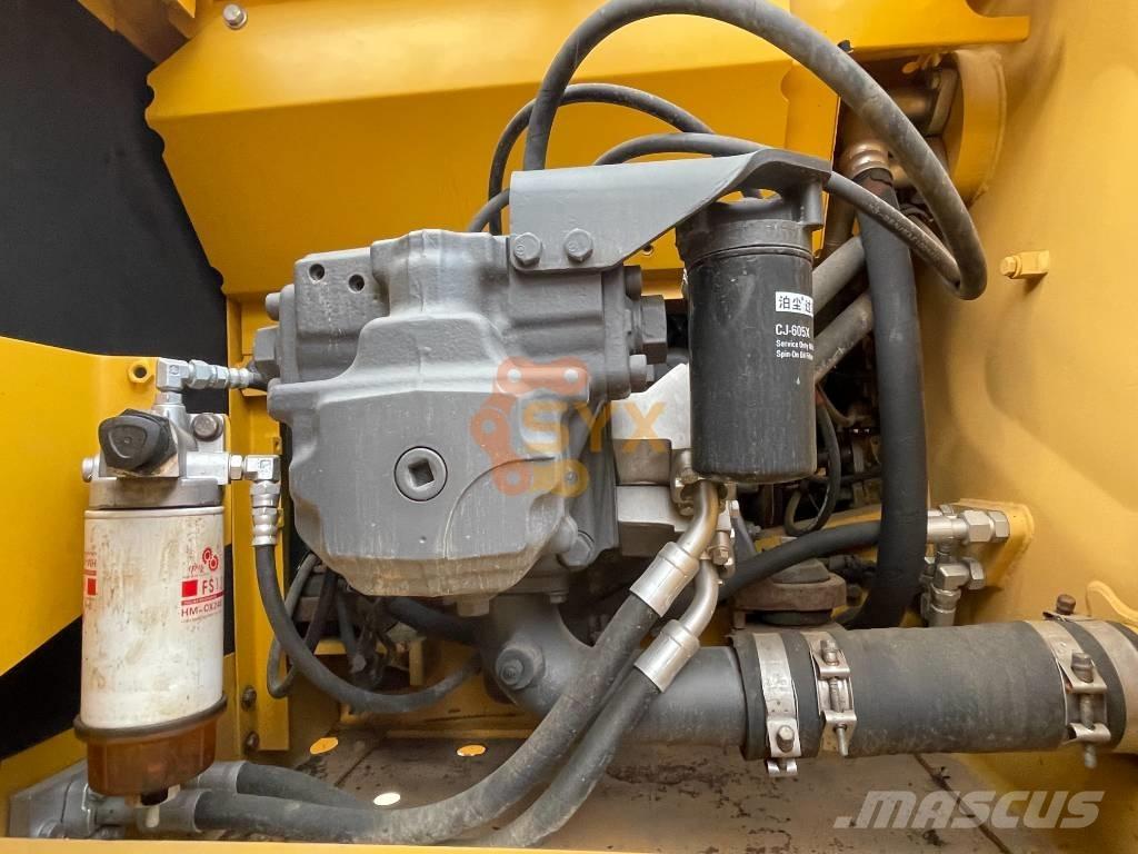 Komatsu PC 240-8 Excavadoras sobre orugas