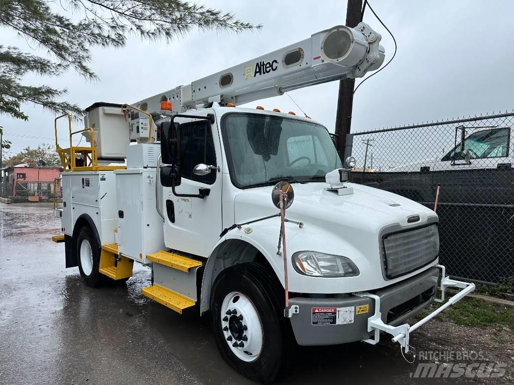 Freightliner M2 Plataformas sobre camión