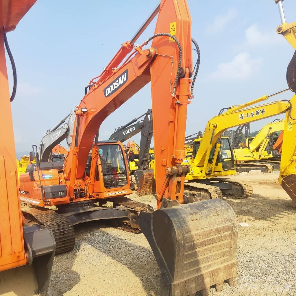 Doosan DX260LC Excavadoras sobre orugas