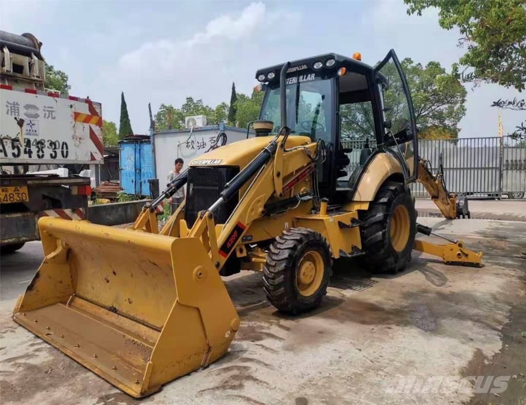 CAT 430F Retrocargadoras