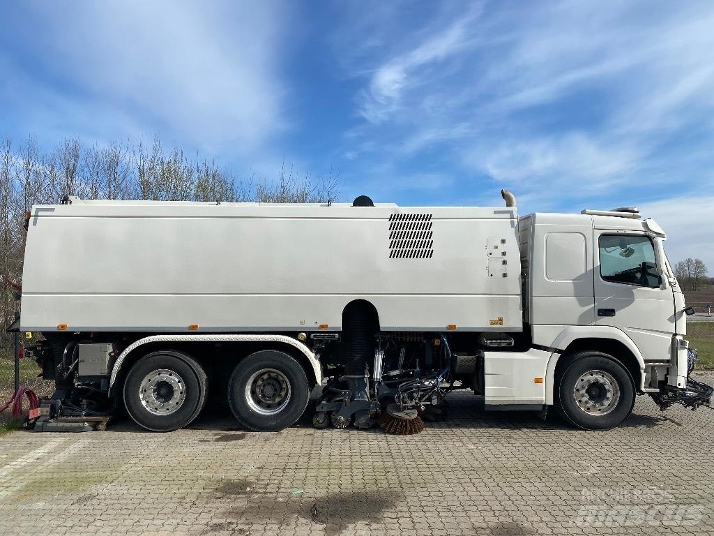 Volvo FM 500 Camión de barrendero