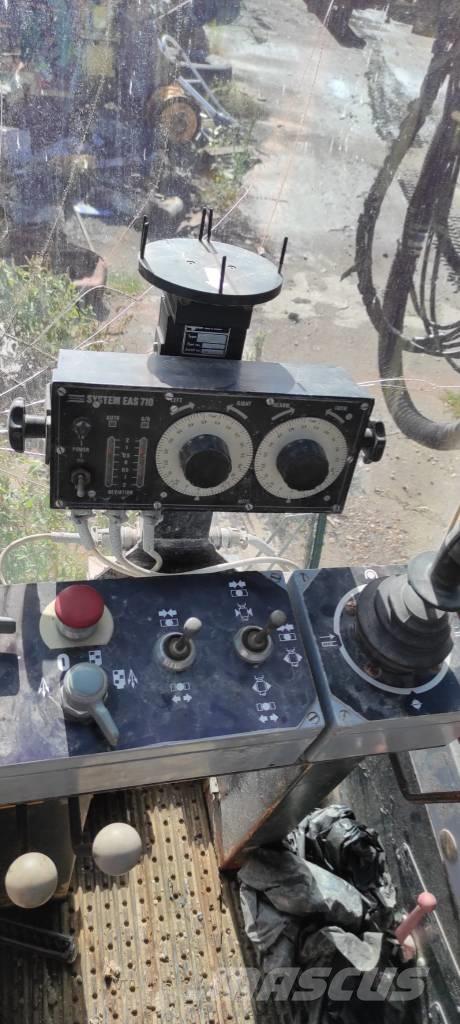 Atlas Copco ROC 812 Perforadora de superficie