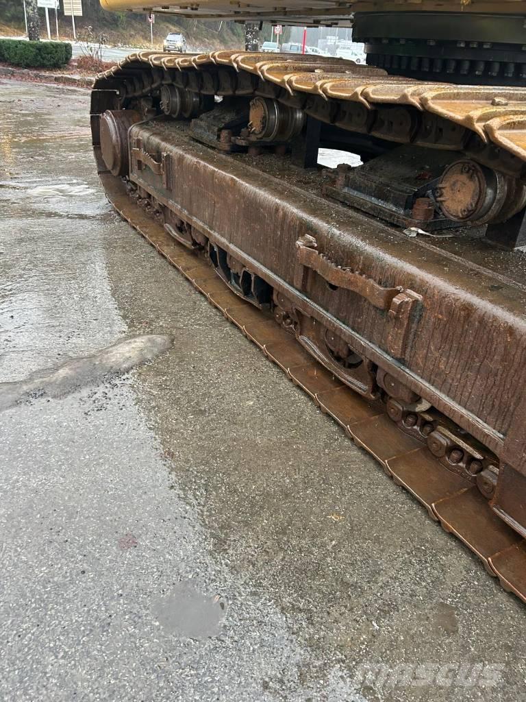 CAT 352 Excavadoras sobre orugas