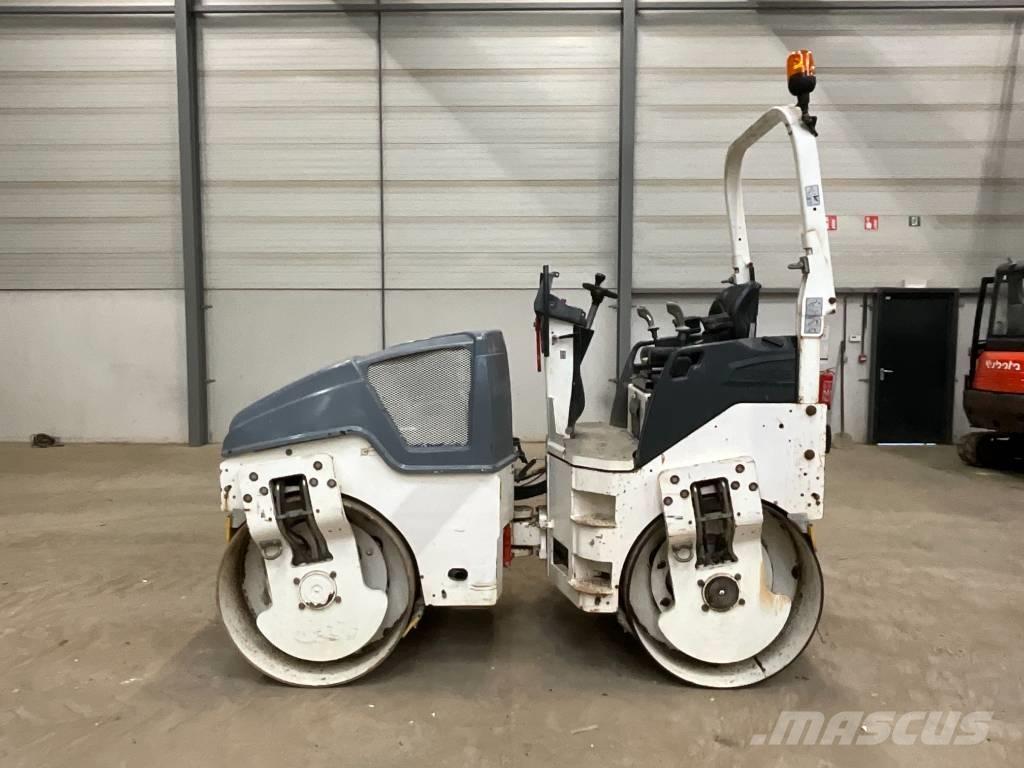 Bomag BW 135 AD-5 Rodillos de doble tambor
