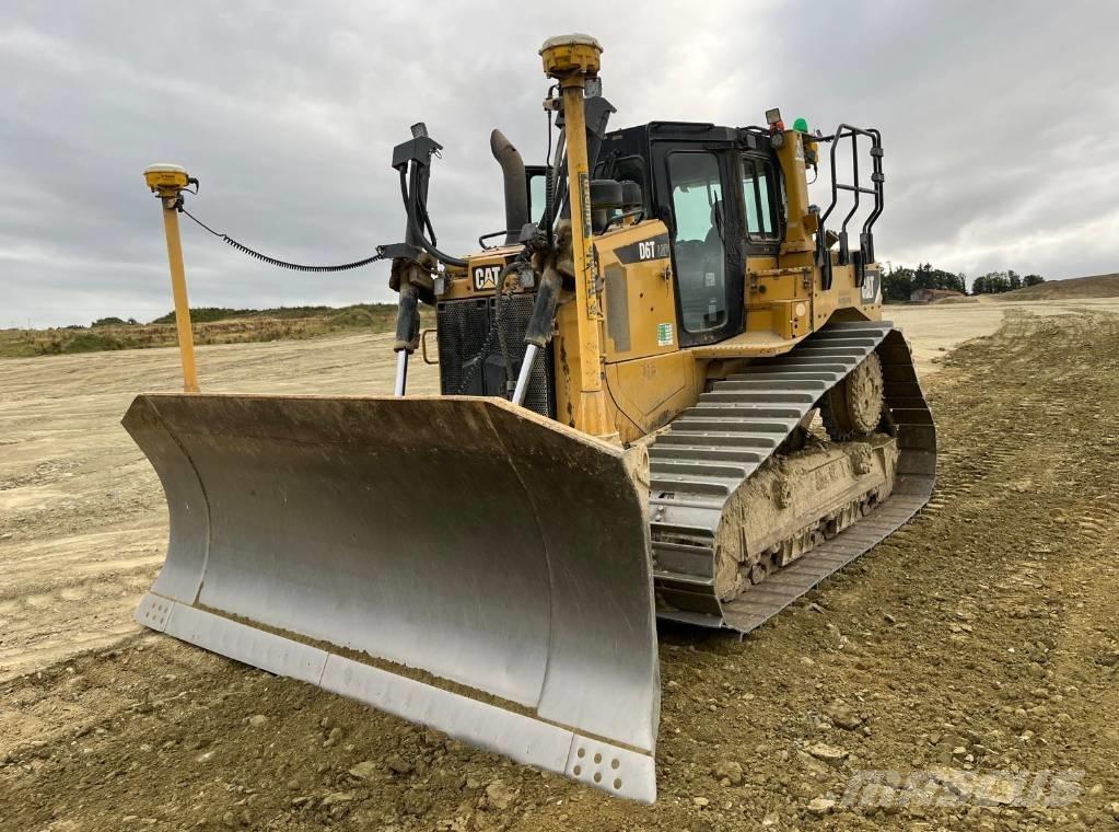 CAT D 6 T LGP Buldozer sobre oruga