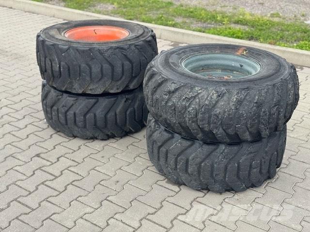 JLG 600 KOŁA KOMPLET Plataformas con brazo de elevación manual