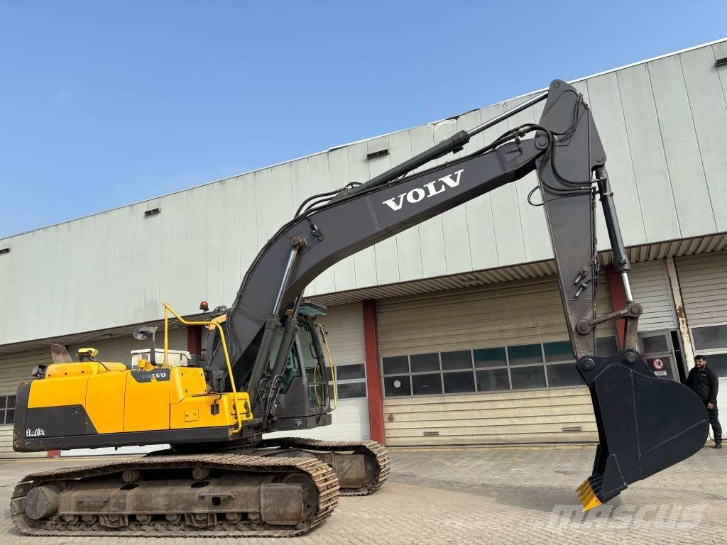 Volvo EC 220 DL Excavadoras sobre orugas