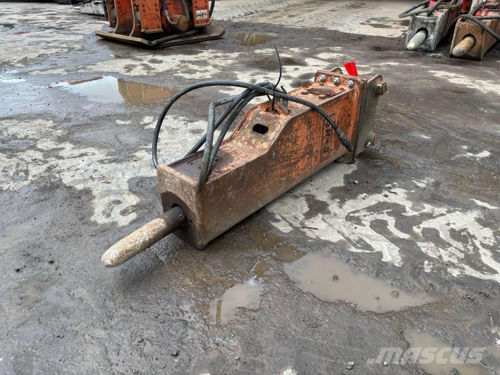 NPK GH 3 Martillos hidráulicos