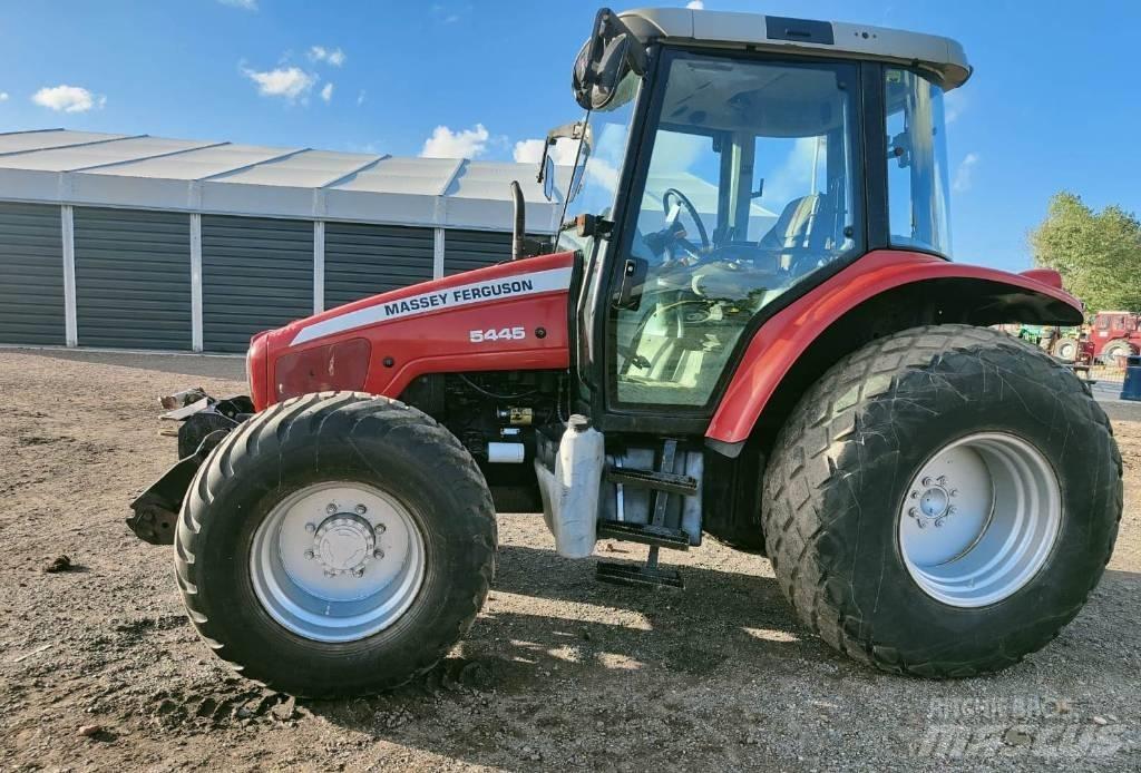 Massey Ferguson 5445 Tractores