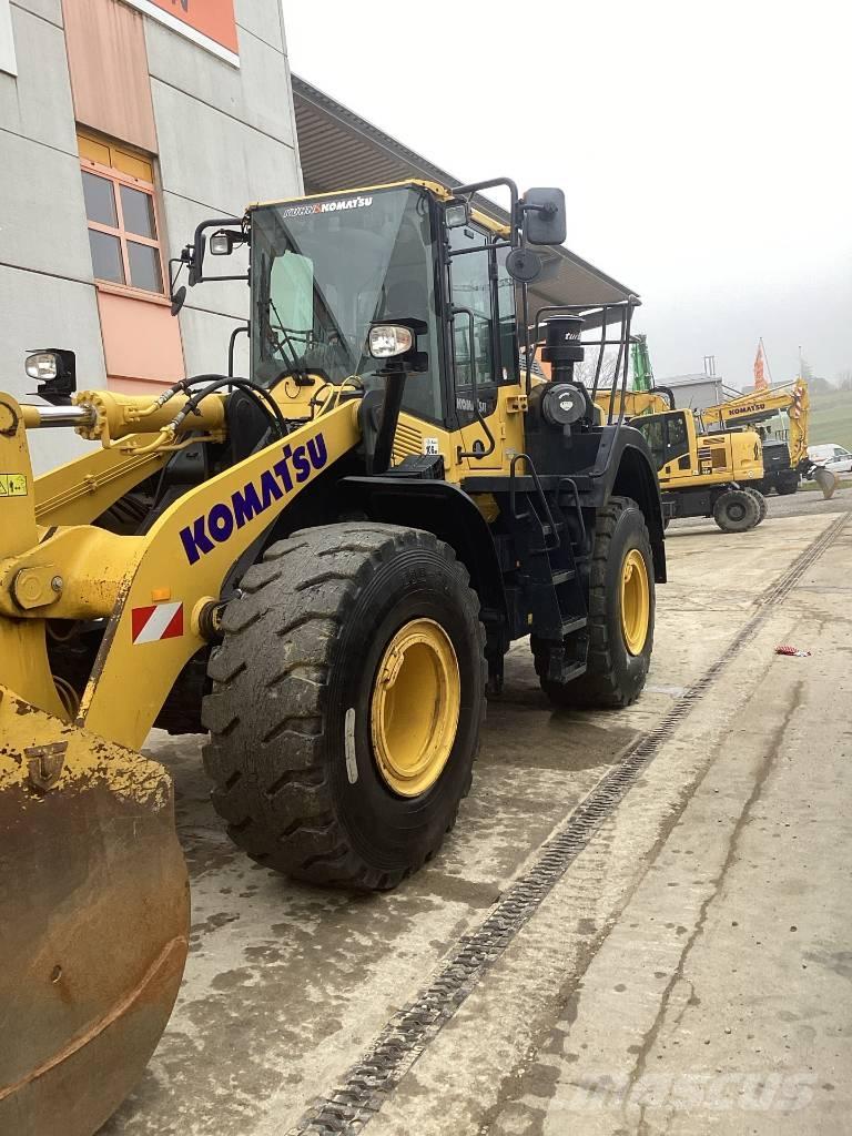 Komatsu WA380-8E0 Cargadoras sobre ruedas