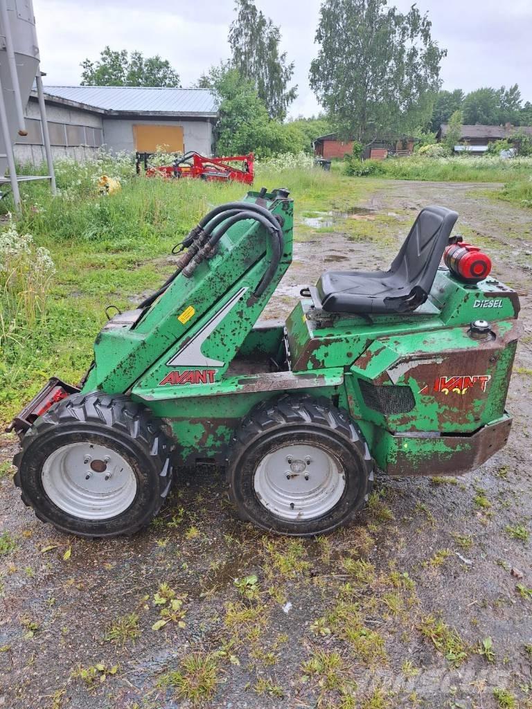Avant 320+ Otra maquinaria agrícola