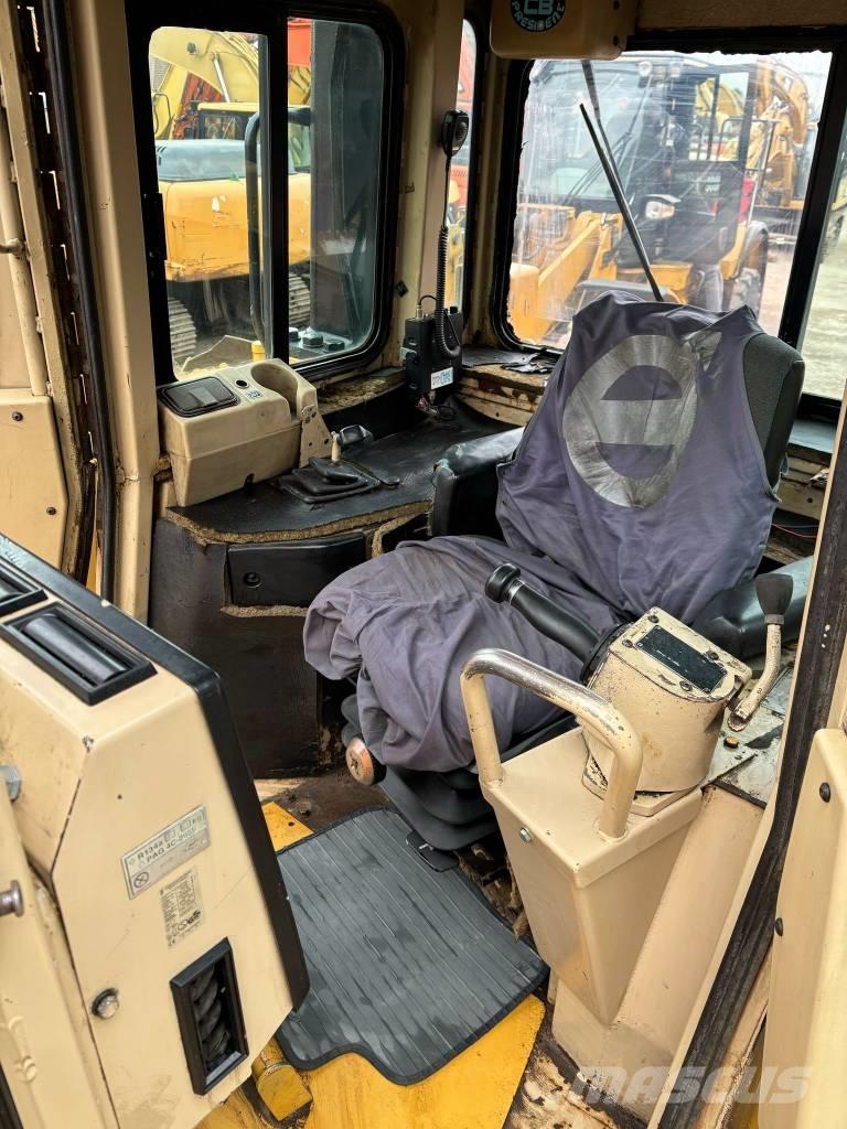 CAT D 8 R Buldozer sobre oruga