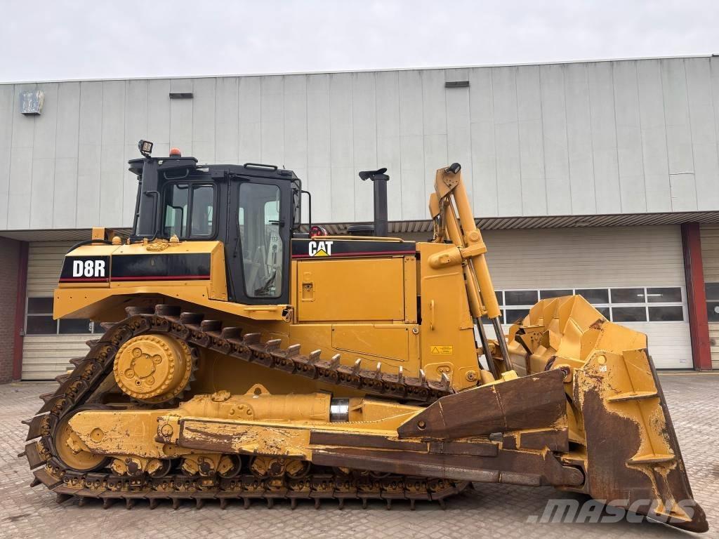 CAT D 8 R Buldozer sobre oruga