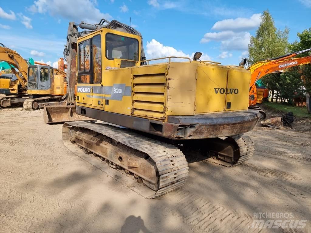 Volvo EC 200 Excavadoras sobre orugas