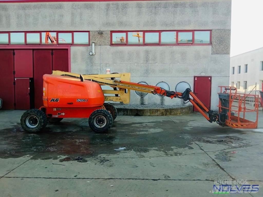 JLG 520AJ Plataformas con brazo de elevación manual