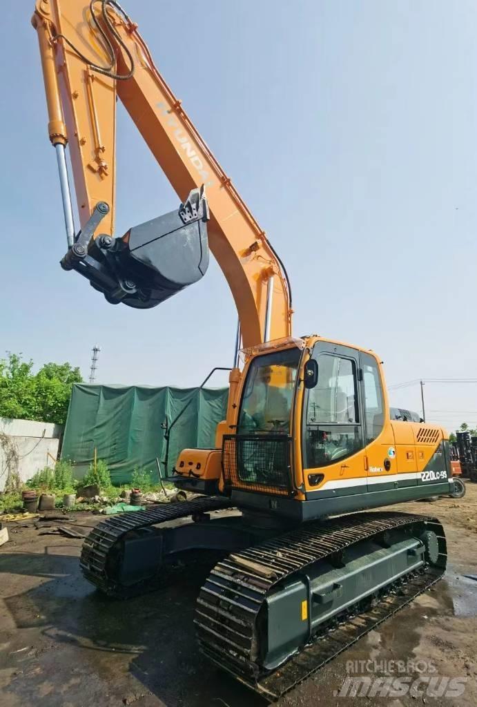 Hyundai R220LC-9 Excavadoras sobre orugas