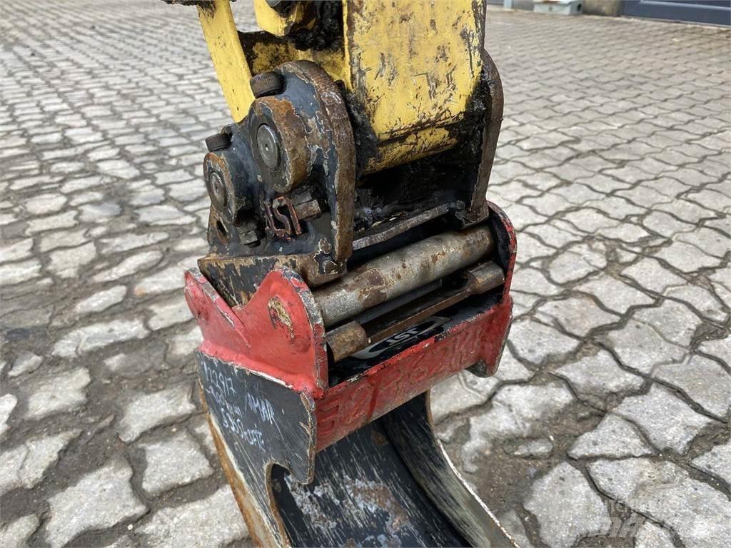 Yanmar VIO12 Excavadoras de ruedas