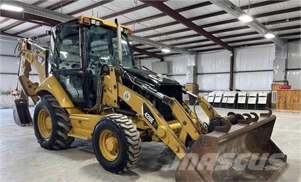 CAT 420E IT Retrocargadoras