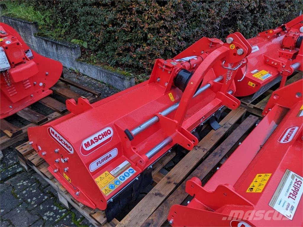 Maschio FURBA 180 Segadoras y cortadoras de hojas para pasto