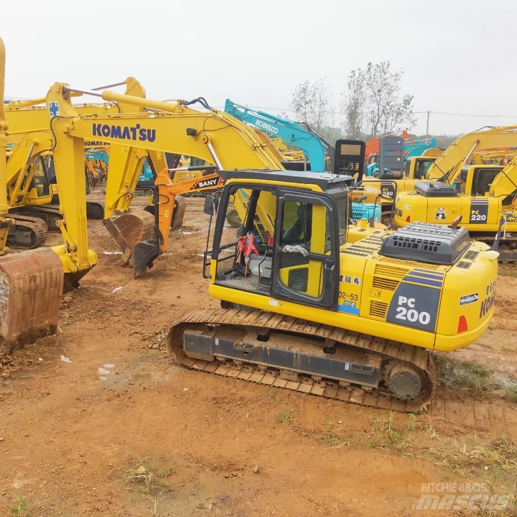 Komatsu PC200-8 Excavadoras sobre orugas