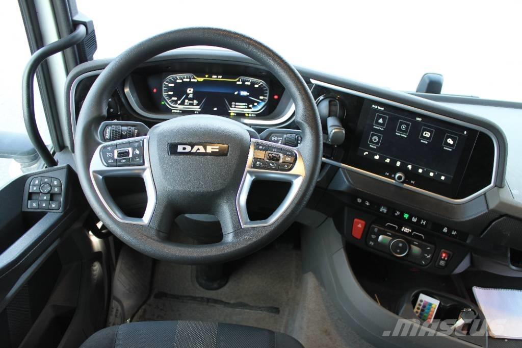 DAF XF 530 FAS Camiones de cama baja