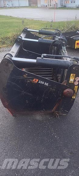  ÅLØ 225 Otros equipos para cosechadoras de forraje