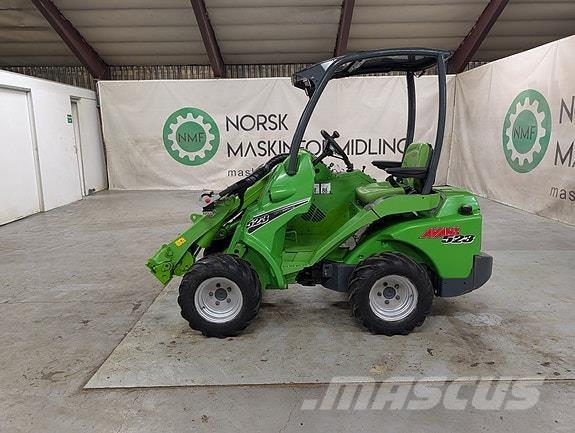 Avant 523 Cargadoras de herramientas