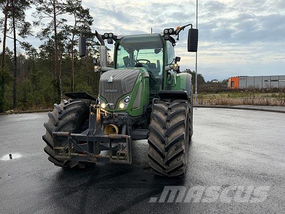 Fendt 724S4 Tractores