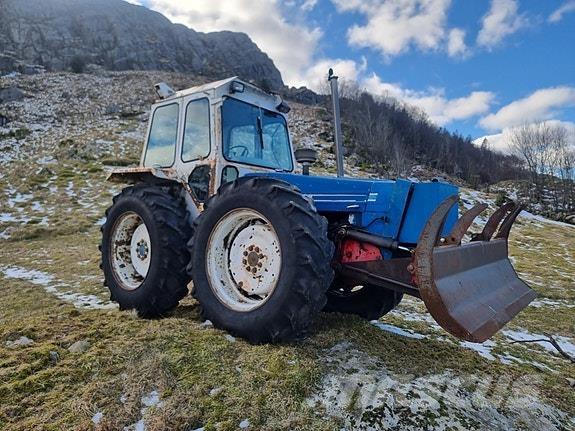 Ford County 1174 Tractores