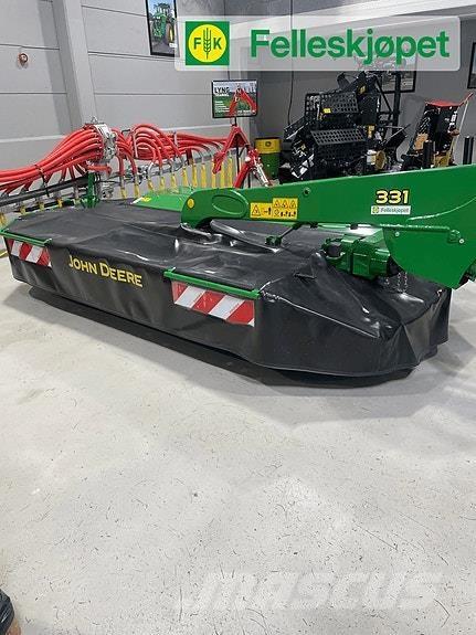 John Deere 331C Podadoras