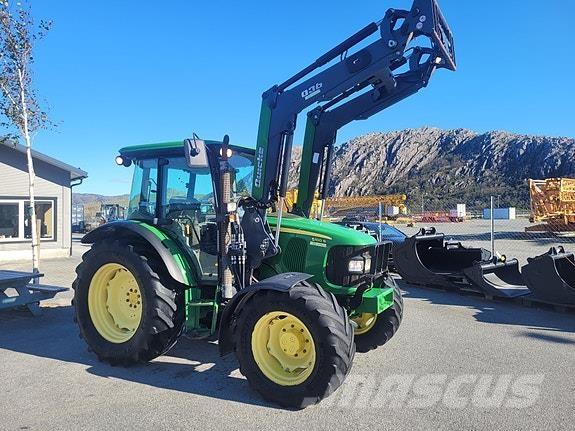 John Deere 5100 R Tractores