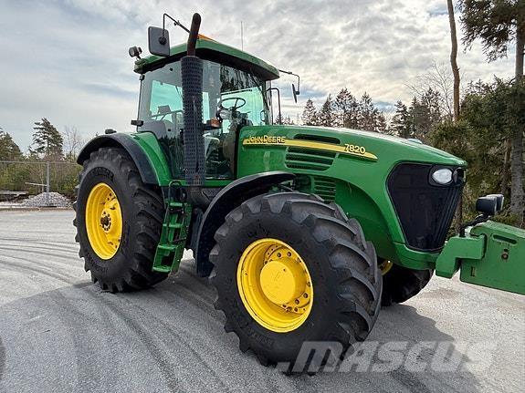 John Deere 7820 Tractores