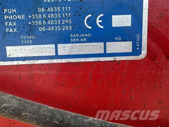 Junkkari KH 2500 Esparcidoras de abono