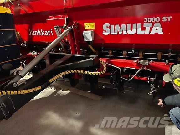 Junkkari ST3000 Esparcidoras de abono