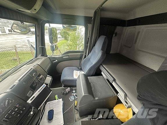 MAN TGM 18.280 Camiones con caja de remolque