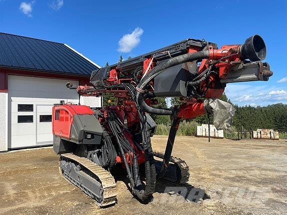 Sandvik DC 410 RI Perforadora de superficie