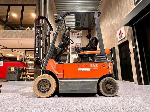 Toyota 7FBMF16 Camiones diesel