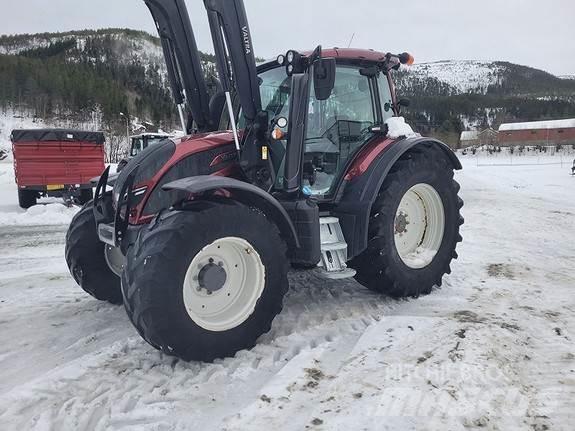 Valtra N174H Tractores