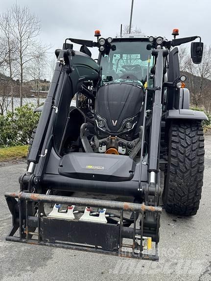 Valtra N175 Tractores